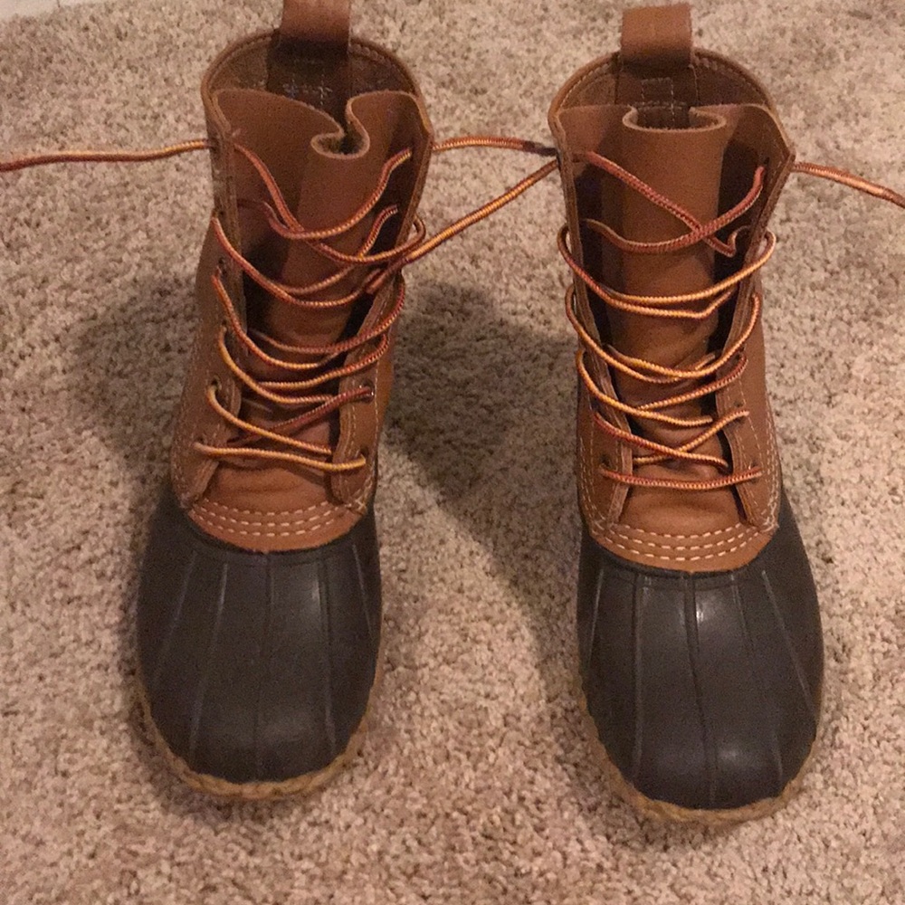 L.l bean duck boots in brown
